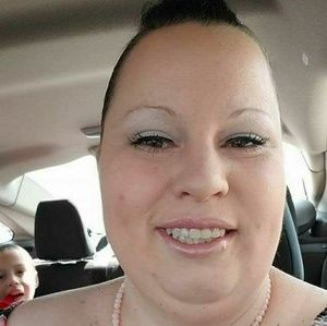 Meet your Posher, Lacy